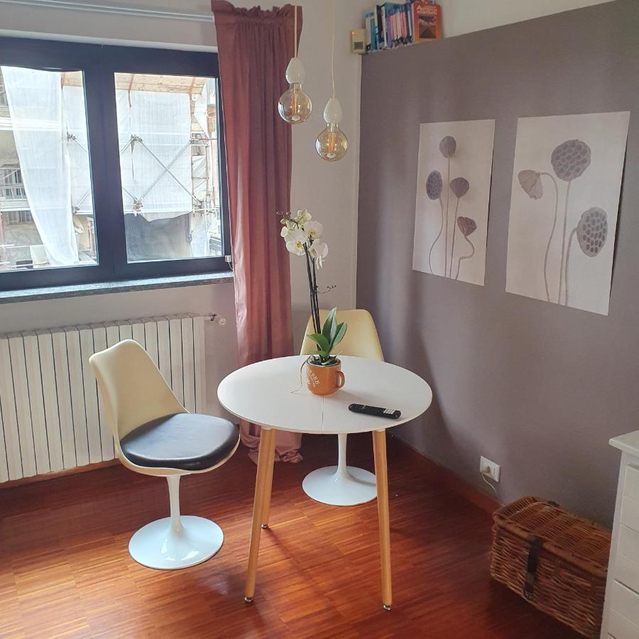 Gaia Suites - A Due Passi Dal Centro - Parcheggio Privato Турин Экстерьер фото
