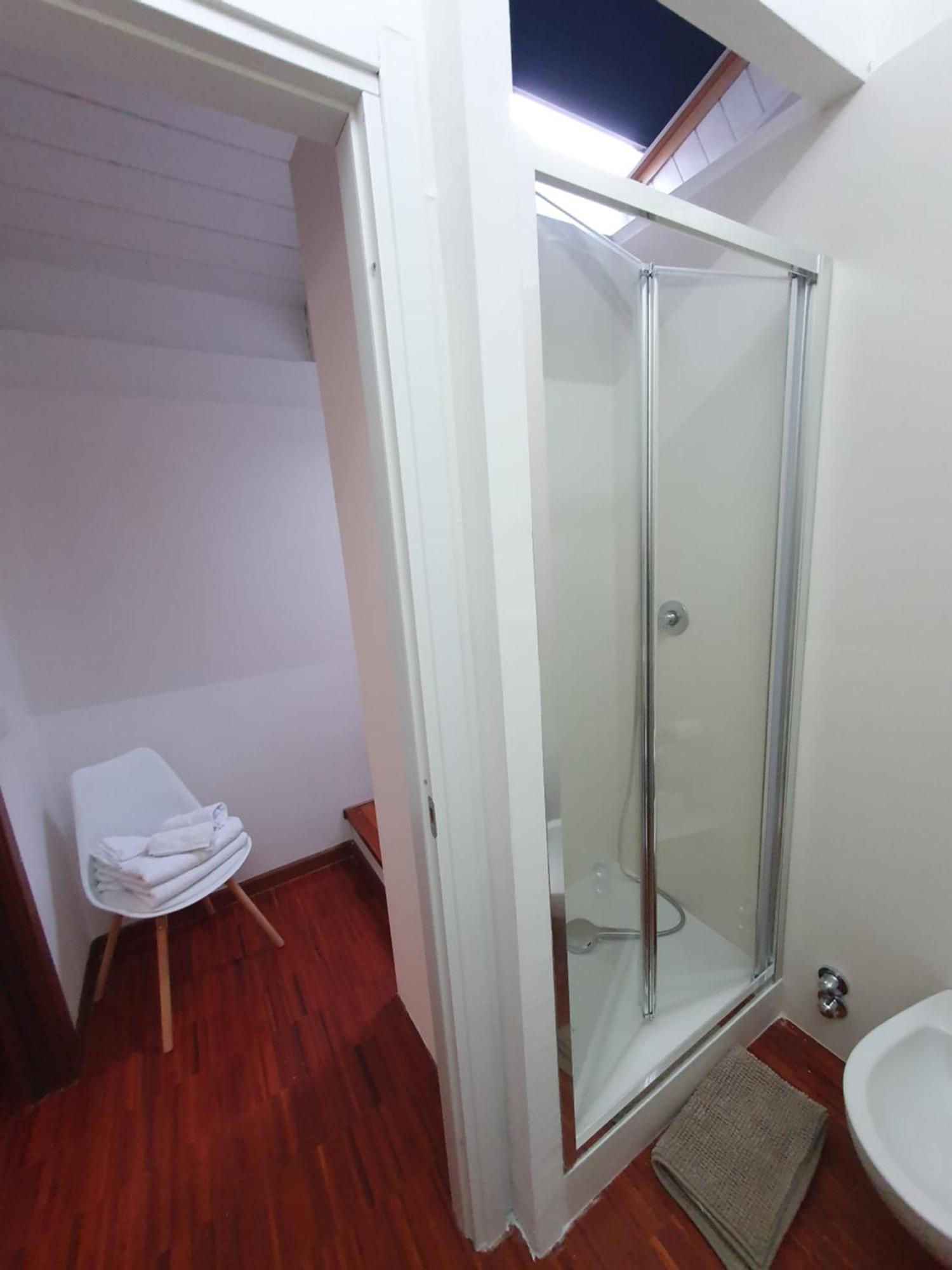 Gaia Suites - A Due Passi Dal Centro - Parcheggio Privato Турин Экстерьер фото