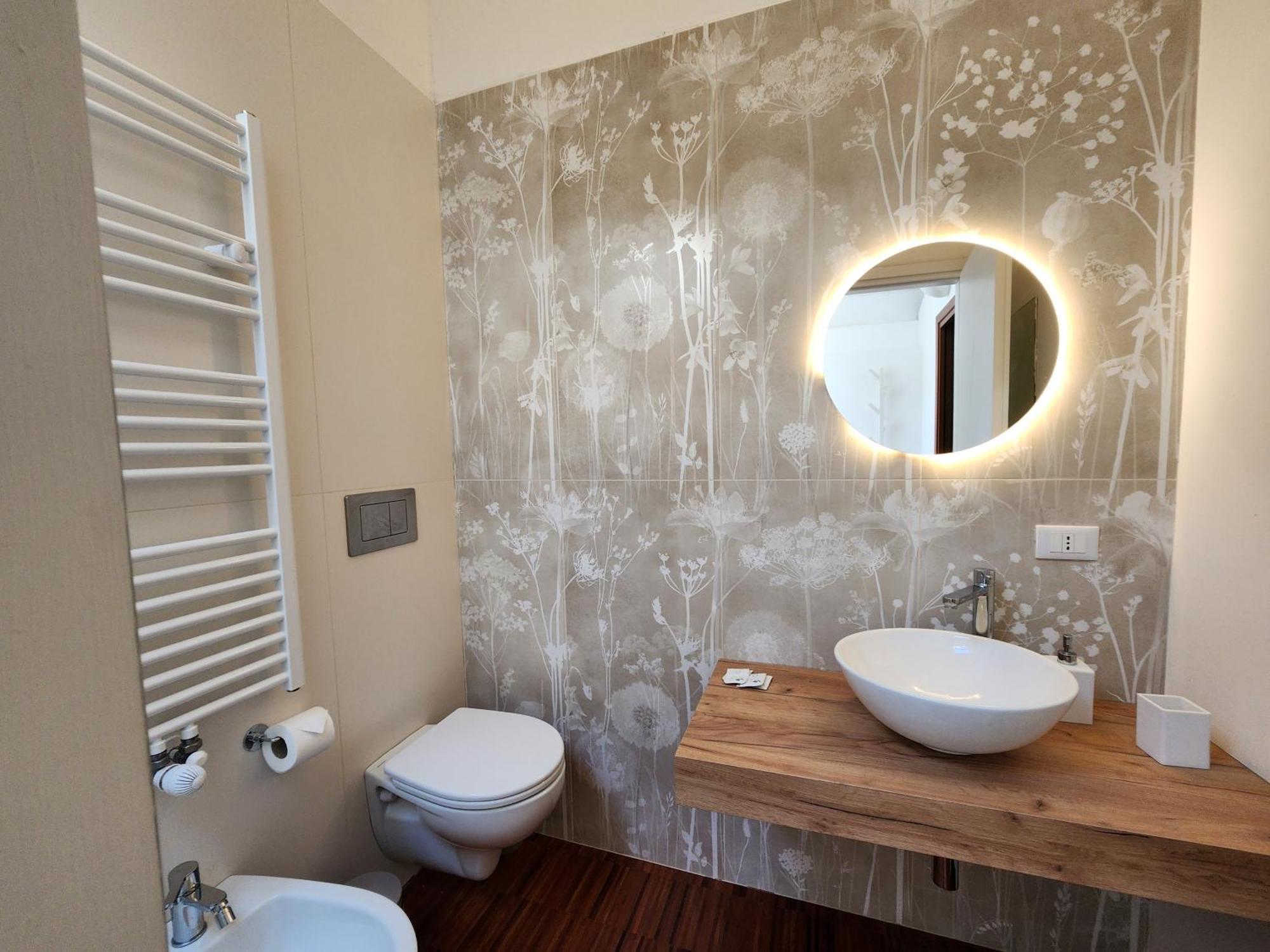 Gaia Suites - A Due Passi Dal Centro - Parcheggio Privato Турин Экстерьер фото